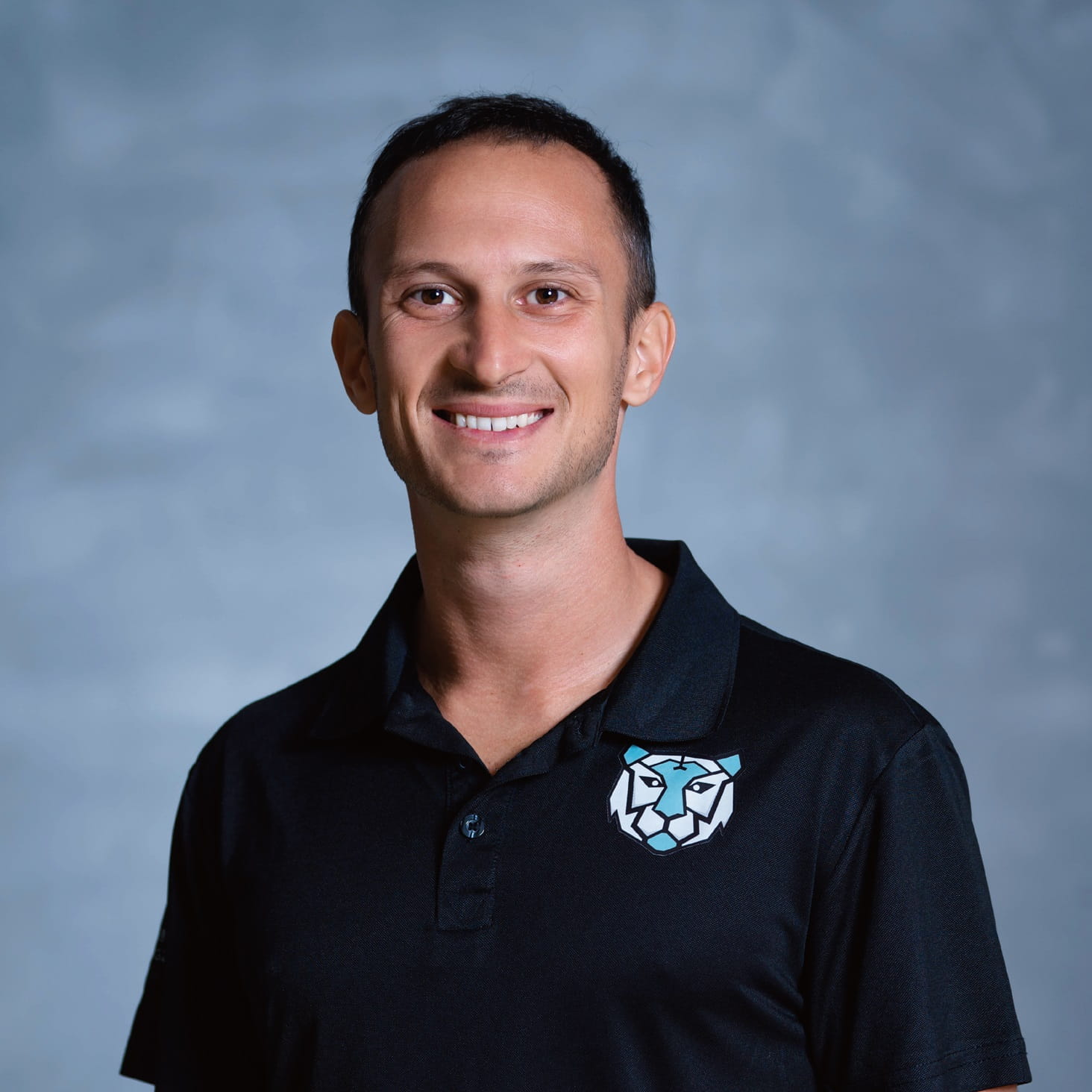 我们的双语教师 | 广州市番禺区诺德安达学校 - 03 Feature Cards Tabs